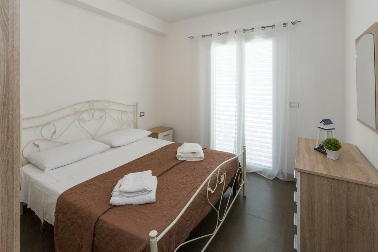 Spuma Di Mare Aparthotel Gallipoli Exterior photo